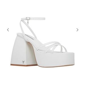 WINDSOR SMITH - Heaven White Leather Platform (Size 7)
